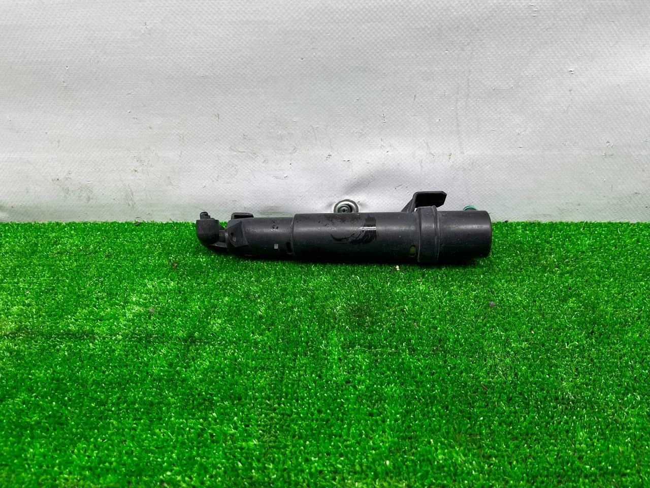 Форсунка омывателя фар