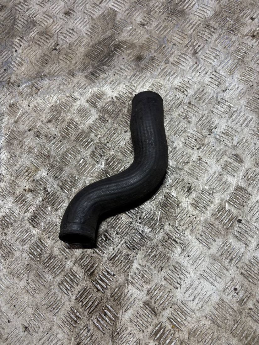 Фото Патрубок интеркулера для Volkswagen Sharan 1 restailing 2002