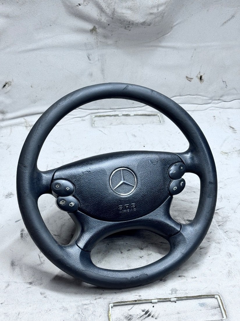 Mercedes E W211 — Руль, фото 1