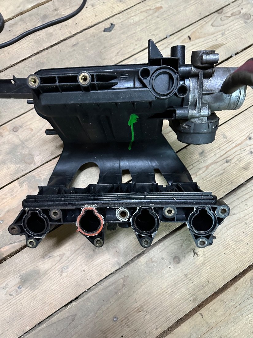 Коллектор впускной