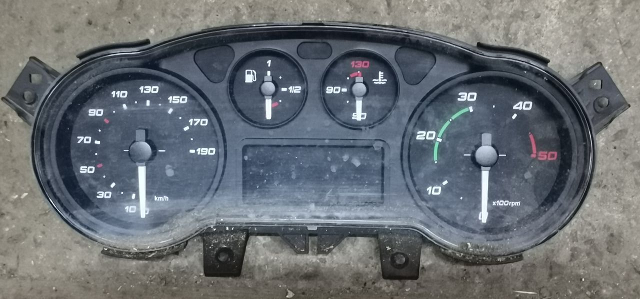 Щиток приборов (приборная панель), Iveco Daily 6 2015